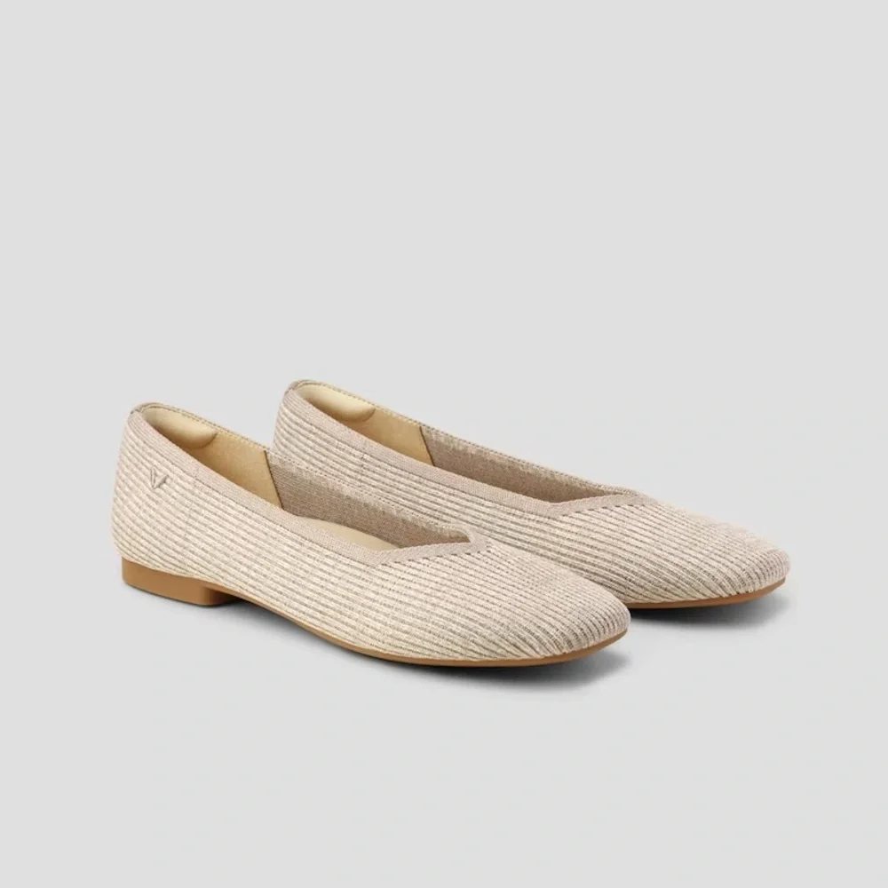 Vivaia | NEW Square-Toe V-Cut Flats (Margot 2.0) in Oatmilk 42